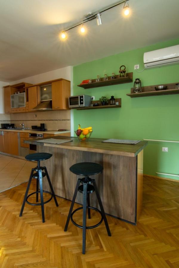 Green Paradise Square Apartment Skopje Exterior foto